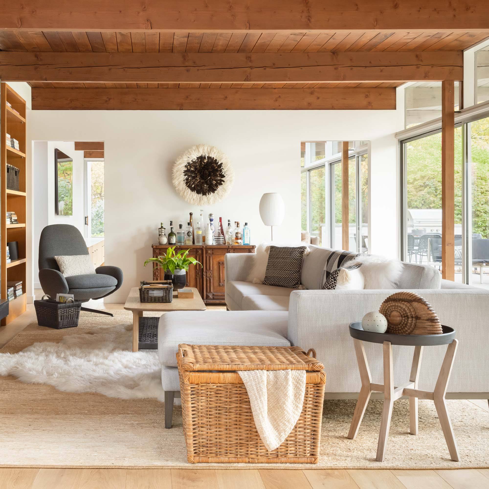 Lift-off Lid Wicker Storage Basket